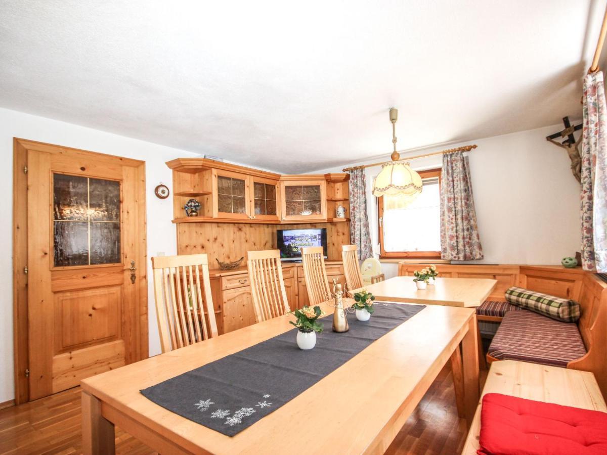 Holiday Home Hoelzl By Interhome Flirsch Exteriör bild